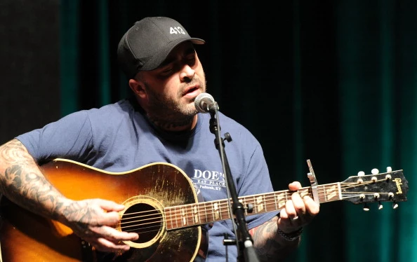 Aaron Lewis Aaron Lewis